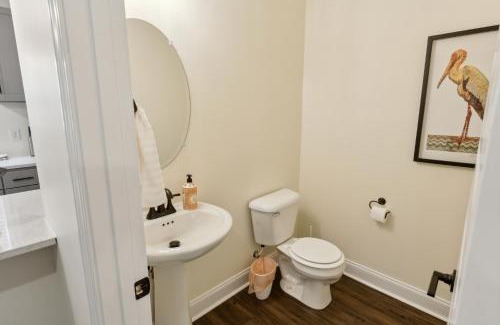 Clarksville Apartment | Alto Q7 I Modern New Construction 2bd Apartment