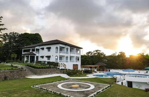 Cabrera Villa | Altos de Cabrera Village