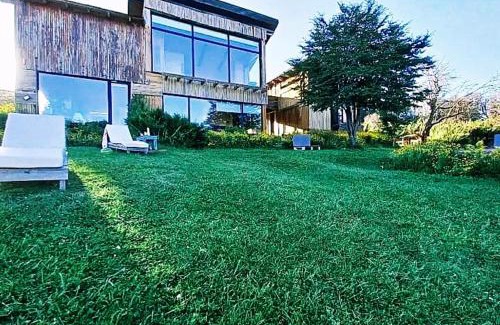 Lanin National Park Ski Chalet | Alucinante Casa en Montaña con Pileta, Jacuzzi y Vista a San Martín de los Andes