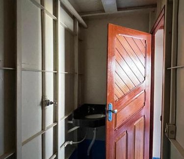 Campina Boat Rental | Aluguel embarcação cop 30 com 21 suítes