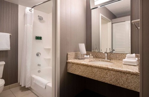 Camarillo Hotel | Always a Great Idea To Unwind! Pet-Friendly, Near Pleasant Valley Fields