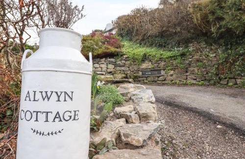 Froncysyllte House | Alwyn Cottage