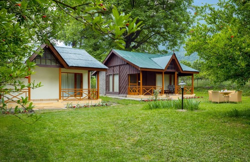 Raison Villa | Amã Stays & Trails Ramgarh Heritage Villa , Manali