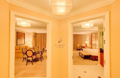 Las Vegas Apartment | Amalz 2 Bedroom 3 Bathroom Balcony Suite at Mgm Signature ! Las Vegas