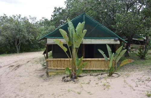 Mahlungulu Cabin | Amangwane Tented Camp