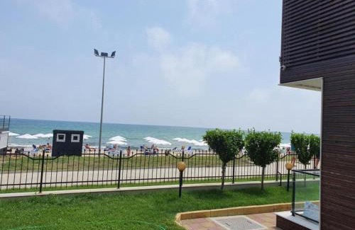 Ravda Apartment | Amara Butik on the first line