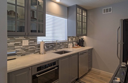 South Scottsdale Condo | Amazing 2Bd/2Ba Scottsdale Condo directly across street from Fashion Square