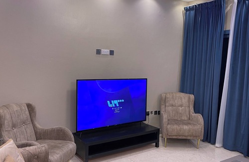 Ajman Apartment | Amazing 3-bedroom apartment with WiFi in Ajman