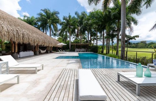 Anapoima Apartment | Amazing 4BR Villa with Pool at Mesa de Yeguas