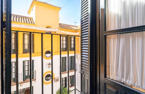 Carmona Apartment | Amazing apartment in Carmona with WiFi