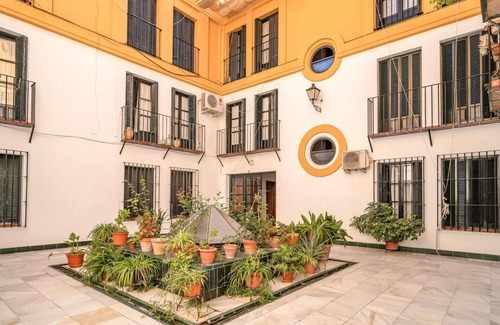 Carmona Apartment | Amazing apartment in Carmona with WiFi