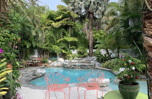 Longbeach Village House | Amazing Cottage Near Whitney Beach! Hurricane Rebuild, Brand Newly Remodel!