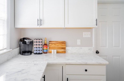 Memphis House | AMAZING East Memphis 3BDR Home w/RELAXING DECK!