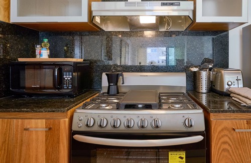 La Julia Apartment | Amazing Harmony Apt 18FLR in LaJulia @Pool*Gym*Spa