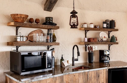 Rising Fawn Cabin | Amazing Hobbit House with Fire Pit and Barbecue in Rising Fawn, Georgia