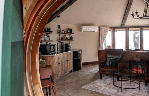 Rising Fawn Cabin | Amazing Hobbit House with Fire Pit and Barbecue in Rising Fawn, Georgia