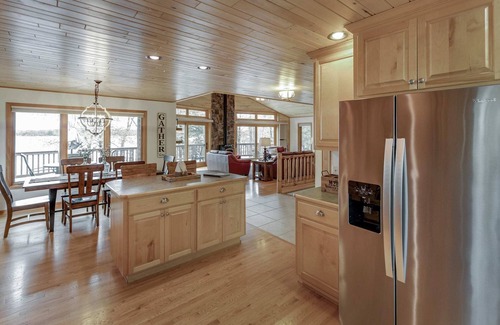 Aitkin House | Amazing Home on Pristine Fishing Lake by Aiktin & Cuyuna