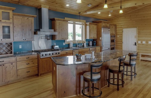 Aitkin House | Amazing Home With Beach, Dock, Water nToys, Firepit, Close to Aiktin & Cuyuna