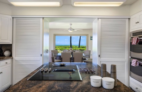 Kailua House | Amazing Kailua Beach Front Licensed Rental #1990/NUC-1802