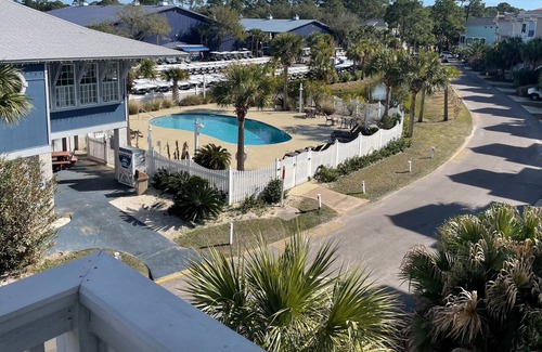 Bonito Boathouses House | Amazing marsh water views, golf cart included