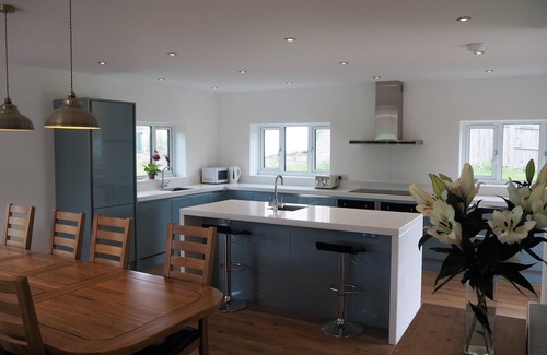 Gorran Haven House | Amazing modern holiday home, EV Charger, family friendly, big garden 10min beach