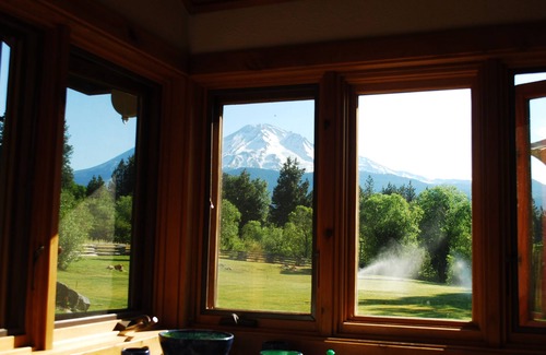 Mount Shasta House | Amazing property & Shasta views, private lake, dark skies, close to everything