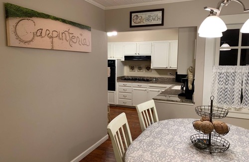 Carpinteria House | Amazing Santa Barbara ~ The Carpinteria Beach House ~ 5 Stars: Perfect Location