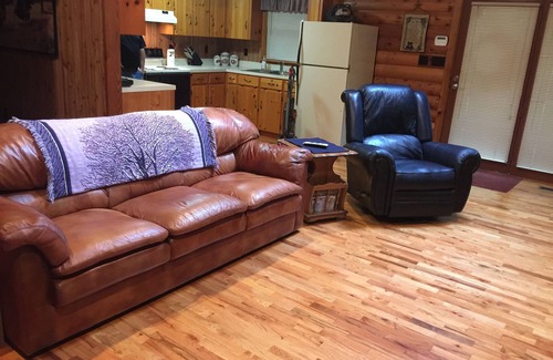 Elkton Cabin | Amazing Secluded Mountain Cabin @ Shenandoah Nat. Park, hiking trails & fishing