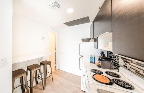 Flamingo/Lummus Apartment | Amazing studio in Ocean Drive