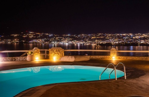 Kanalia Villa | Amazing View. Close to town. Villa Aquileria
