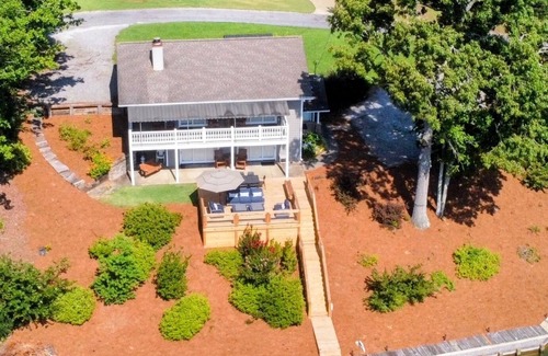 Jacksons' Gap House | Amazing View Lakefront Home Lake MartinnBeautiful Remodeled Lakefront with Dock