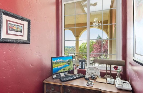 East End House | Amazing views from the Foothills of Boise