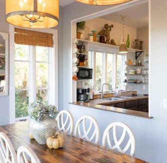 Folly Beach House | Amazing views! Hot tub! 5 beds! Walk to beach!