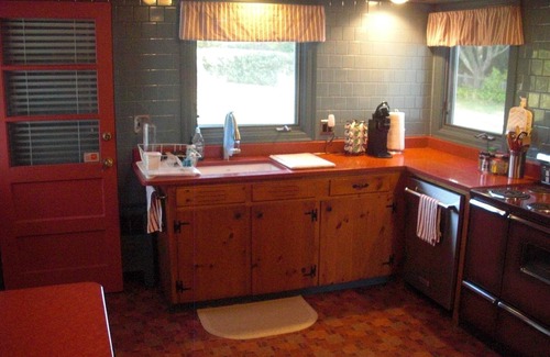 Brookhaven House | Amazing Views of Bellport Bay - 4 Bedroom Cape Cod in Bellport, NY