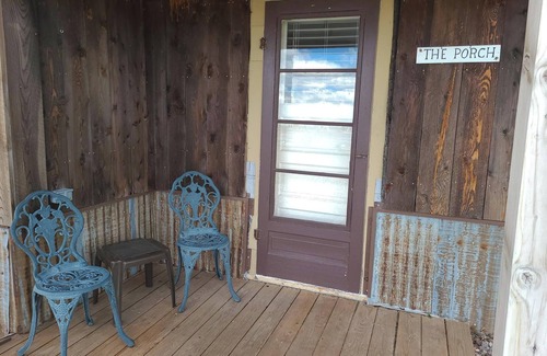 Dillon Cottage | Amazing Views! Private, quiet, Cozy, Clean, Cottage just outside of Dillon MTn