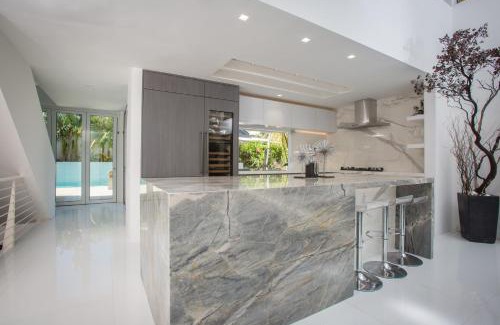 Del Mar Villa | Amazing Views! Walk to the Beach! Pool and Spa!