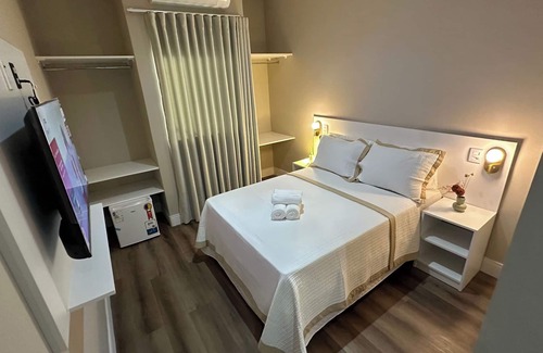 Val-de-Caes Hotel | Amazon Park Hotel