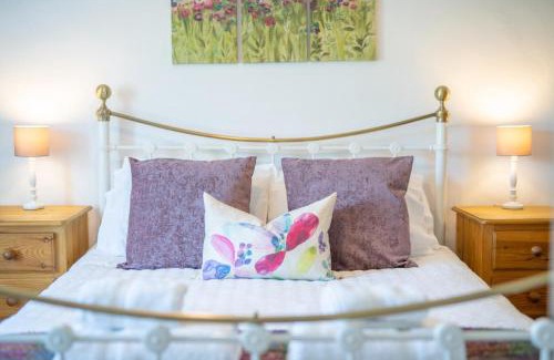 Bainbridge House | Amblers at Two Riverdale