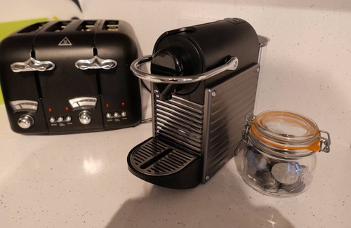 Ambleside Apartment | Ambleview - fell views with balcony and private parking in central Ambleside.