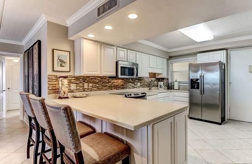 Fernandina Beach Condo | Amelia Island - Amelia by the Sea Private Fishing Pier, Tennis Courts