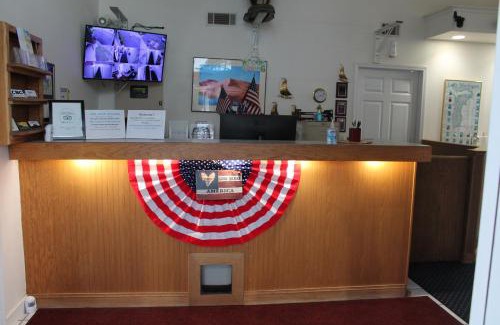 Hart Hotel | American Host Inn