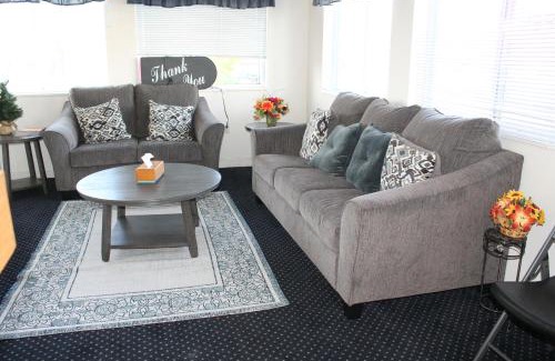 Hart Hotel | American Host Inn