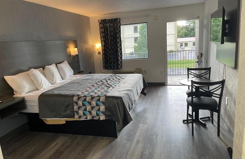 Paducah Hotel | American Inn - Paducah