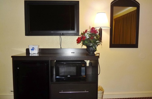 Goldsboro Hotel | Americas Best Value Inn Goldsboro