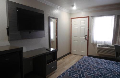 Rialto Hotel | Americas Best Value Inn-Rialto