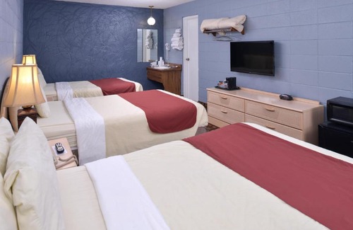 Branson Theater District Hotel | Americas Best Value Inn & Suites Branson - Near the Strip