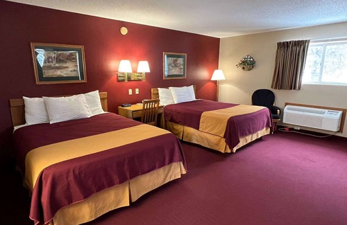 Emmetsburg Hotel | Americas Best Value Inn Suburban Motel