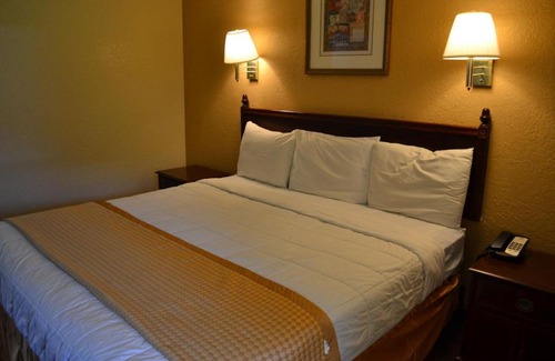 Smithfield Hotel | Americas Best Value Inn Smithfield