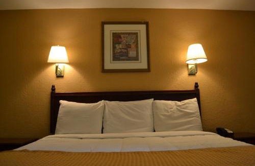 Smithfield Hotel | Americas Best Value Inn Smithfield