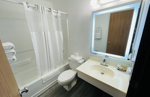 Gila Bend Hotel | Americas Choice Inn And Suites